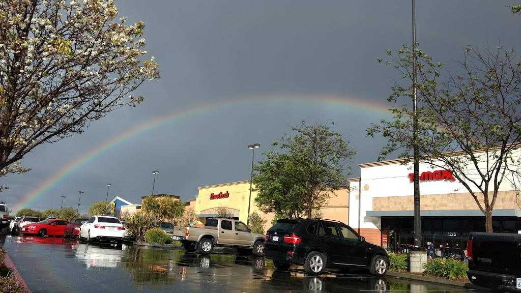 San Carlos Marketplace | shopping mall | 1127 Industrial Rd, San Carlos, CA 94070, USA | 9252791800 OR +1 925-279-1800