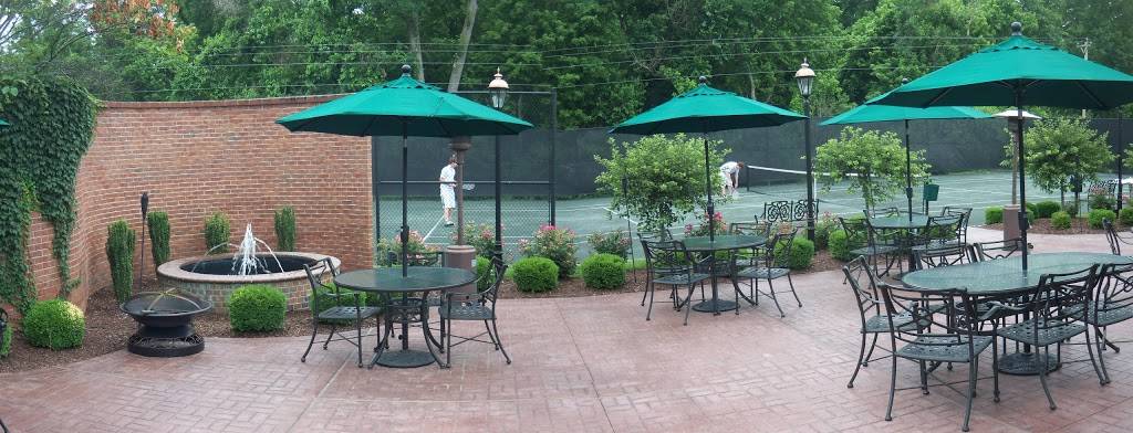 Racquet Club Ladue | restaurant | 1600 Log Cabin Ln, St. Louis, MO 63124, USA | 3149932880 OR +1 314-993-2880