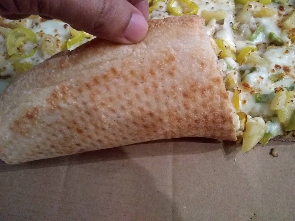 Papa Johns Pizza | restaurant | 384 W Half Day Rd, Buffalo Grove, IL 60089, USA | 8479557272 OR +1 847-955-7272