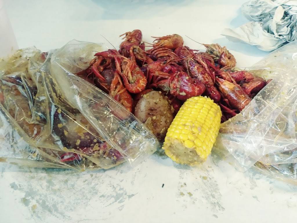 LA Crawfish - Austin Hwy | restaurant | 1518 Austin Hwy Suite 18, San Antonio, TX 78218, USA | 2106379095 OR +1 210-637-9095
