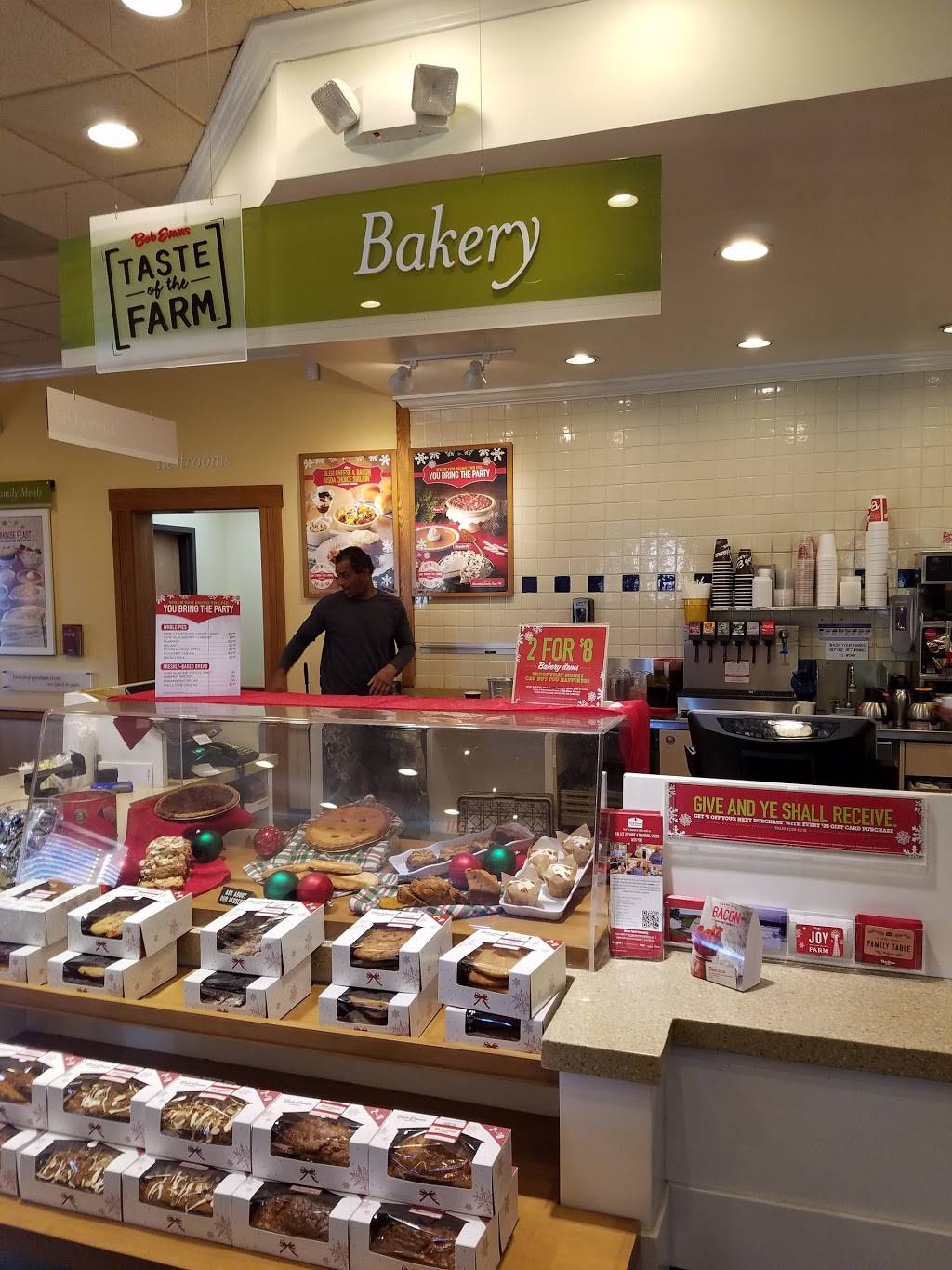 Bob Evans | restaurant | 12272 Morris Bridge Rd, Temple Terrace, FL 33637, USA | 8139884749 OR +1 813-988-4749