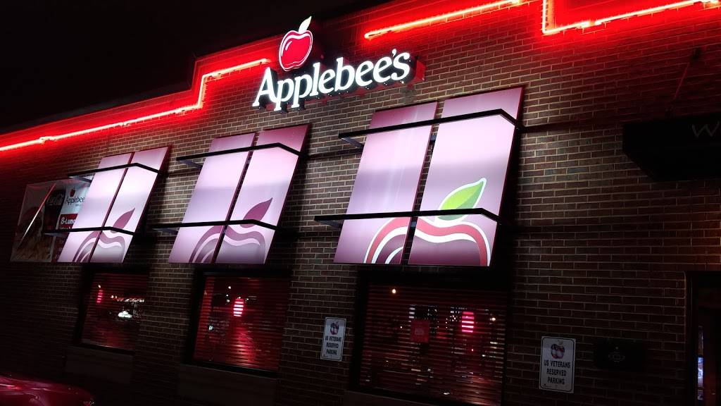 Applebees Grill + Bar | restaurant | 425 Volunteer Pkwy, Bristol, TN 37620, USA | 4239681855 OR +1 423-968-1855
