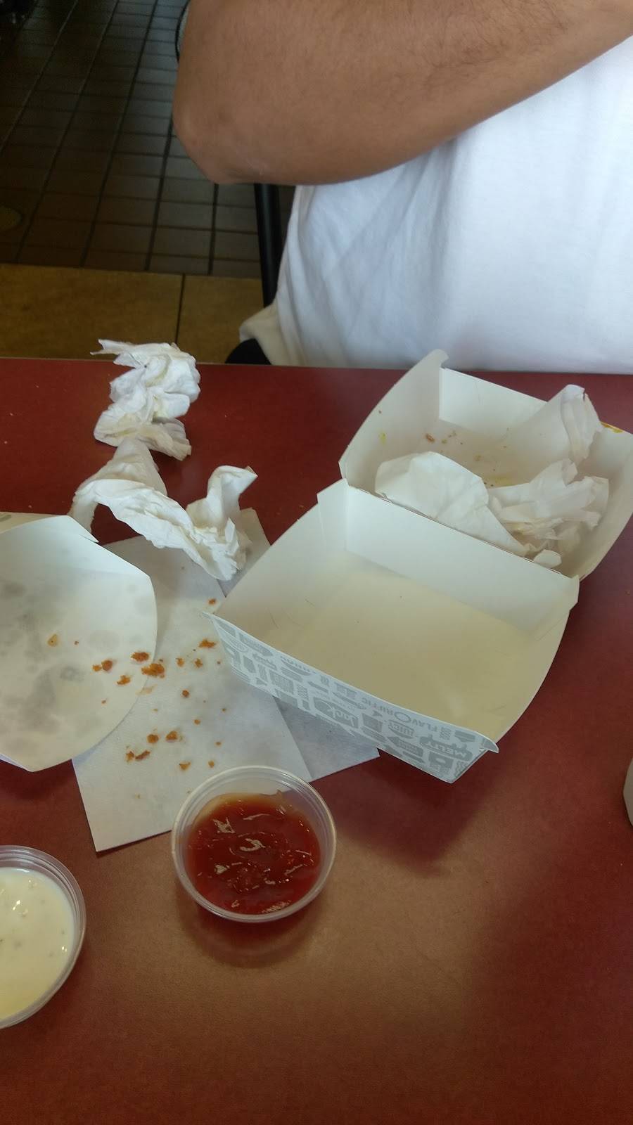 Jack in the Box | restaurant | 147 S Oswell St, Bakersfield, CA 93307, USA | 6613637921 OR +1 661-363-7921