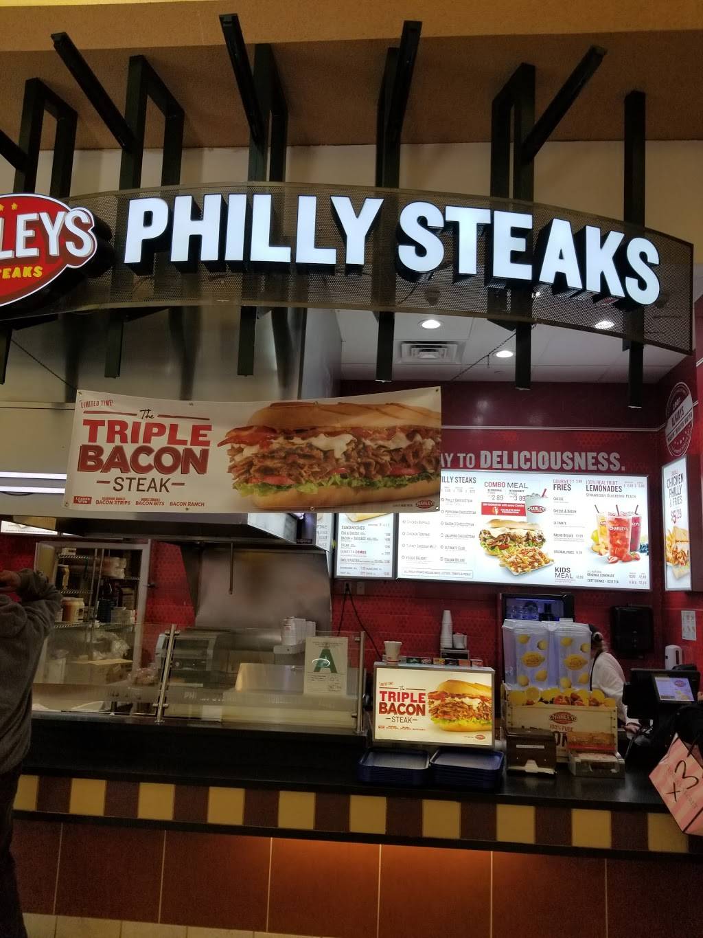 Charleys Philly Steaks | restaurant | 4801 Outer Loop FC-4, Louisville, KY 40219, USA | 5029698377 OR +1 502-969-8377