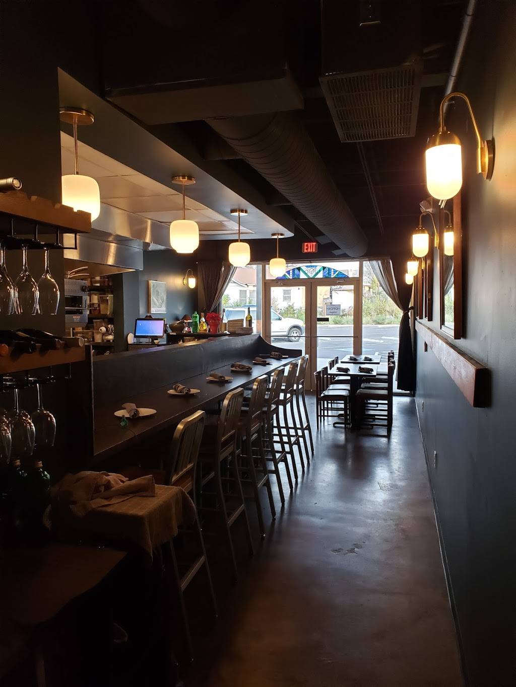 The Magpie | restaurant | 1602 E Houston St Suite 106, San Antonio, TX 78202, USA | 2103891584 OR +1 210-389-1584