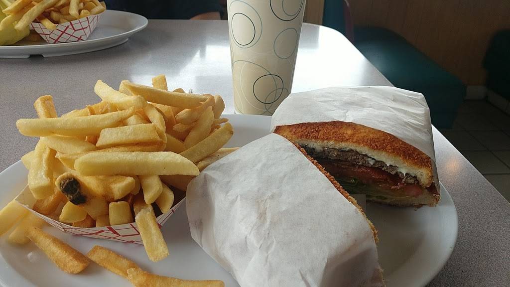 Johnnys | restaurant | 2302 N Garey Ave, Pomona, CA 91767, USA | 9095932696 OR +1 909-593-2696