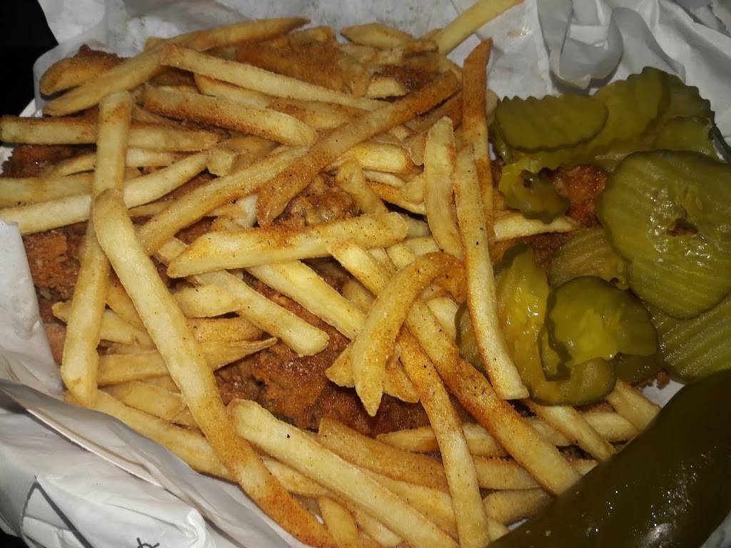 Henderson Chicken | restaurant | 4218 W Camp Wisdom Rd, Dallas, TX 75237, USA | 9722966777 OR +1 972-296-6777