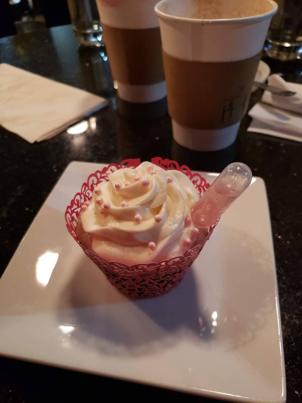 Old Town Wine House | restaurant | 119 W Main St, Lewisville, TX 75067, USA | 2142227900 OR +1 214-222-7900