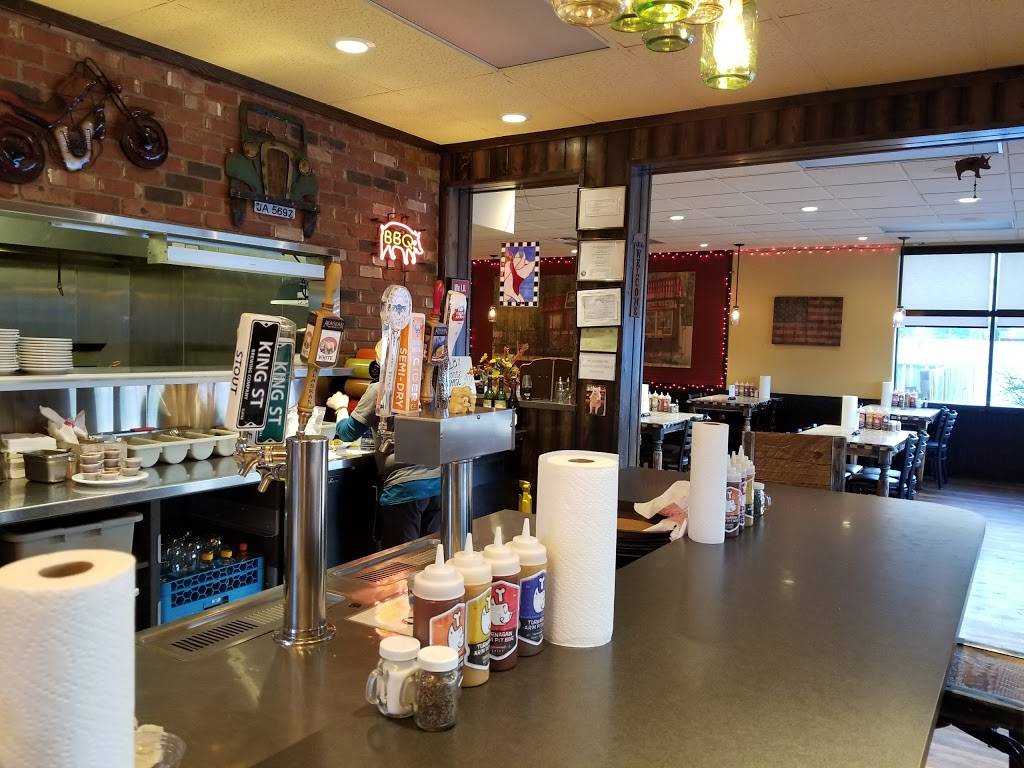 Turnagain Arm Pit BBQ | restaurant | 3637 Old Seward Hwy, Anchorage, AK 99503, USA | 9075626328 OR +1 907-562-6328