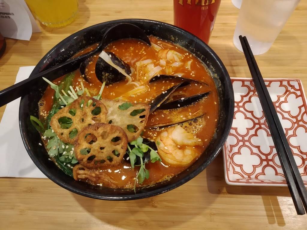 Hop Bop Noodle Shop | restaurant | 210 Main St S, Newmarket, ON L3Y 3Z3, Canada | 9052358279 OR +1 905-235-8279