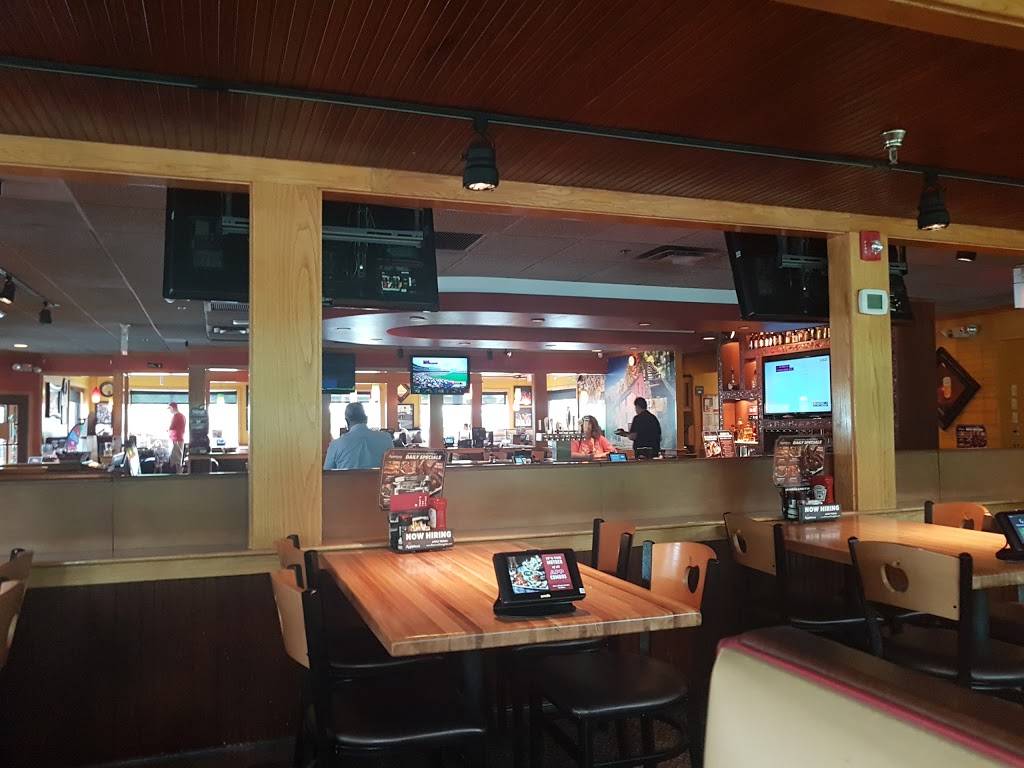 Applebees Grill + Bar | restaurant | 12970 Fair Lakes Shopping Center, Fairfax, VA 22033, USA | 7038029855 OR +1 703-802-9855