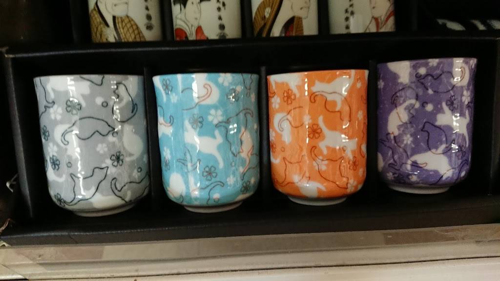 Sakura Mart | restaurant | 2450 E 71st St, Indianapolis, IN 46240, USA | 3177261755 OR +1 317-726-1755