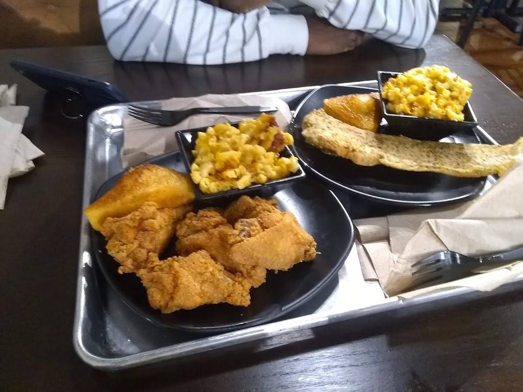 Cornbread West Mifflin | restaurant | 2351 Century Dr, West Mifflin, PA 15122, USA | 4128533019 OR +1 412-853-3019