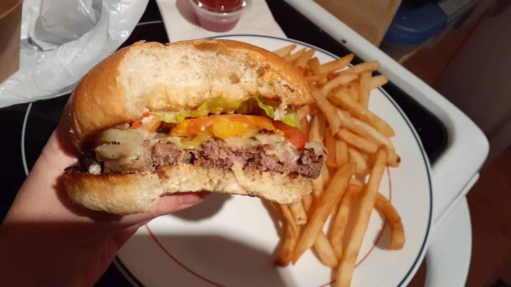 The Oxbow | restaurant | 17132 CA-116, Guerneville, CA 95446, USA | 7078693922 OR +1 707-869-3922