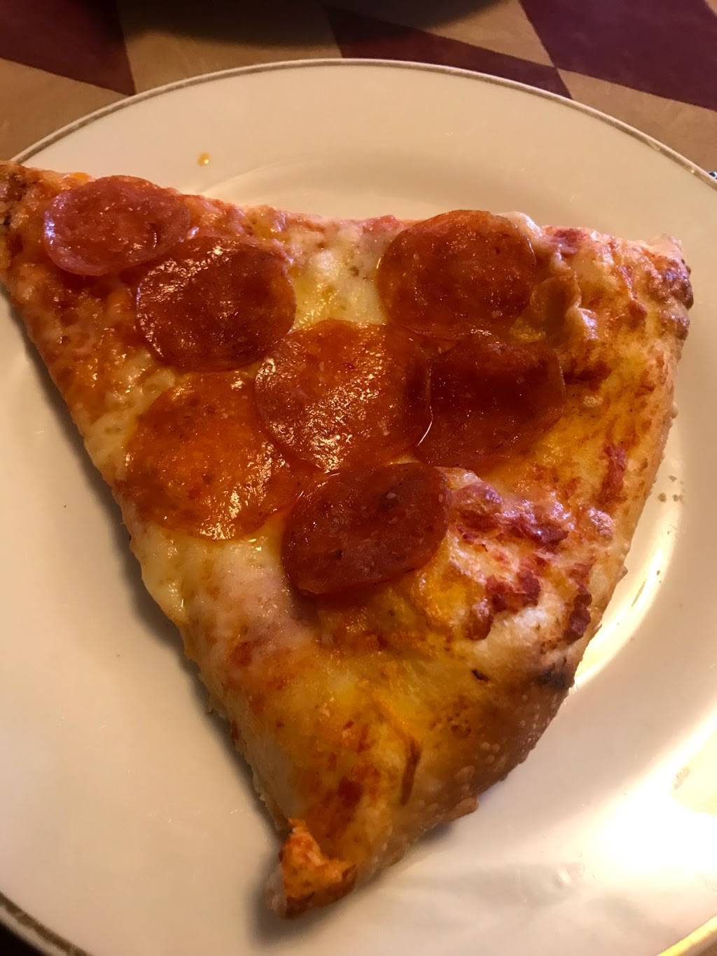 Pizza On The Plaza | restaurant | 365 Harry L Dr, Johnson City, NY 13790, USA | 6077980001 OR +1 607-798-0001