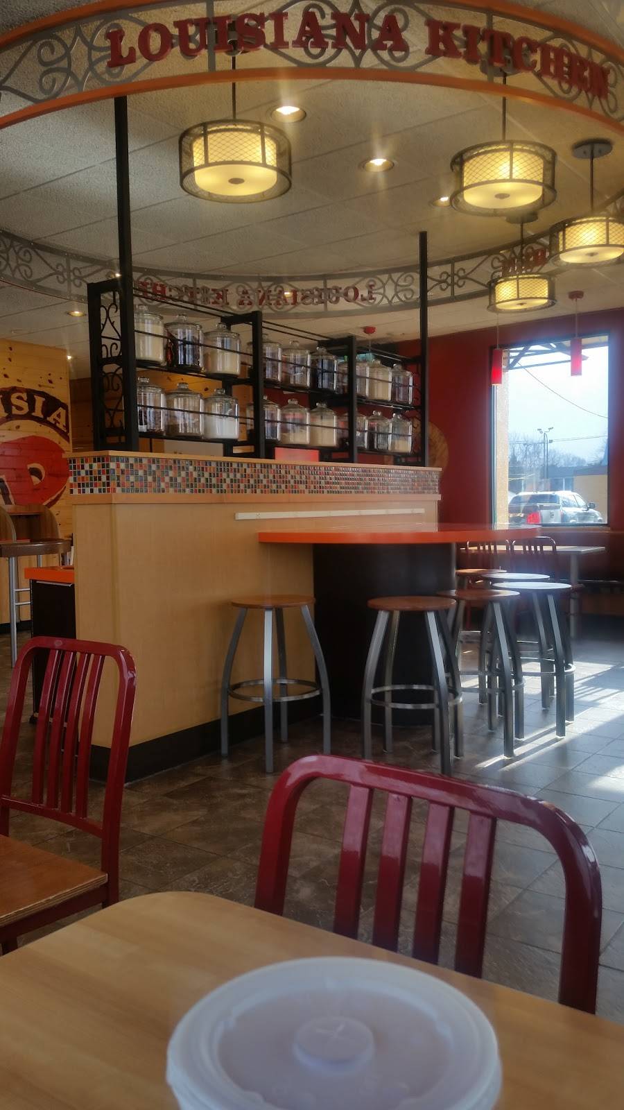 Popeyes Louisiana Kitchen | restaurant | 33900 Van Dyke Ave, Sterling Heights, MI 48312, USA | 5865101010 OR +1 586-510-1010