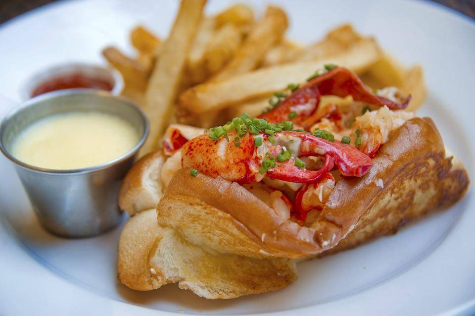 Thames Street Oyster House | restaurant | 1728 Thames St, Baltimore, MD 21231, USA | 4434497726 OR +1 443-449-7726