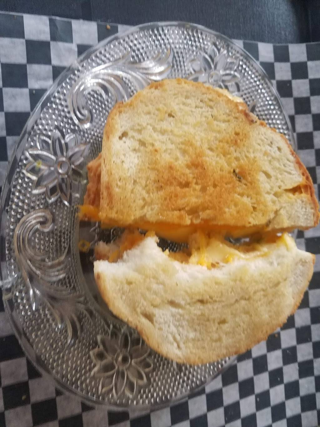 Gooseberries | restaurant | 2754 Chippewa St, St. Louis, MO 63118, USA | 3145776363 OR +1 314-577-6363