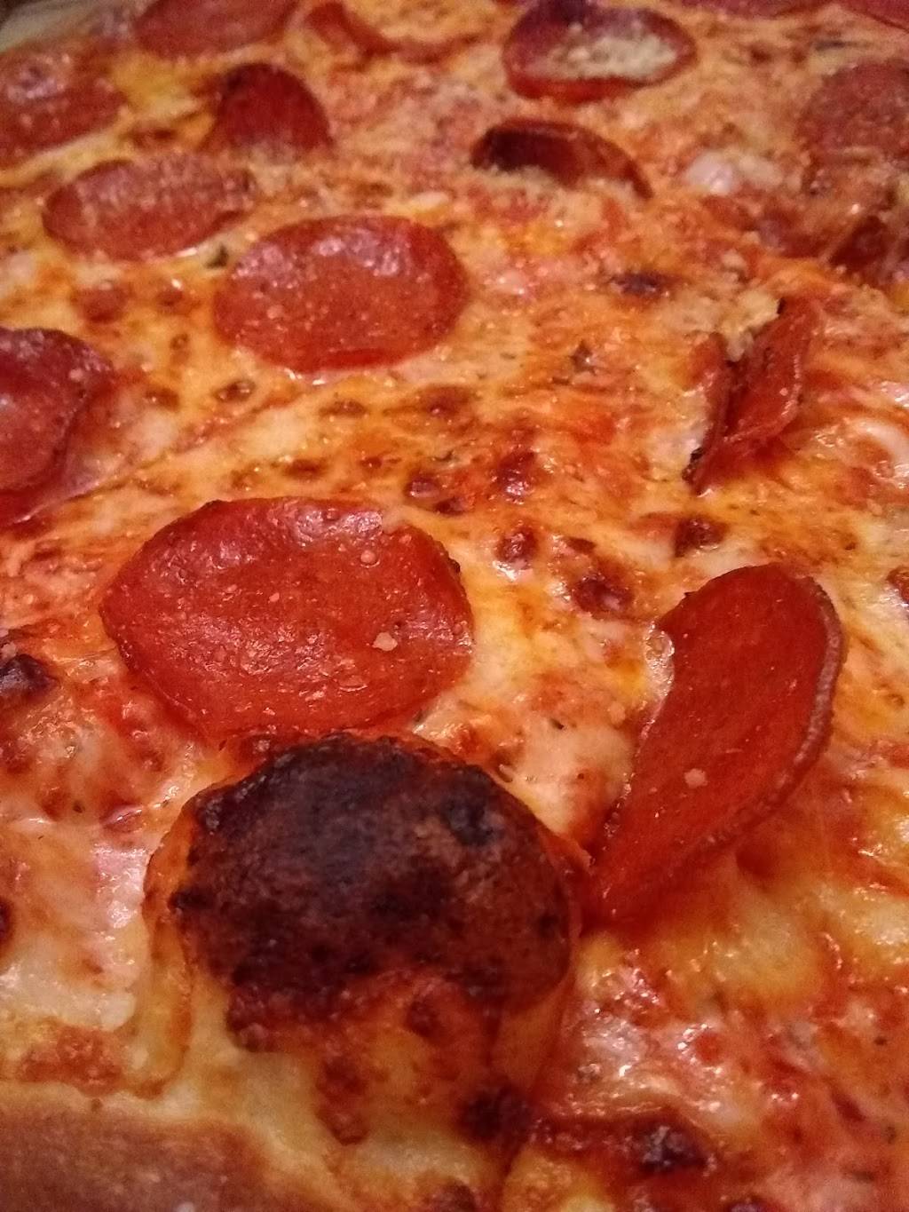 Pizza Patron | meal takeaway | 10081 Lake June Rd, Dallas, TX 75217, USA | 9722851300 OR +1 972-285-1300