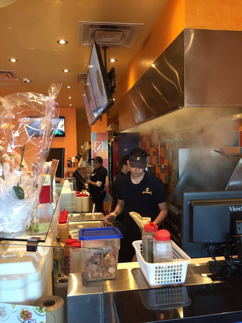 Osmows Shawarma | restaurant | 3221 Derry Rd W # 8, Mississauga, ON L5N 7L7, Canada | 9058244555 OR +1 905-824-4555