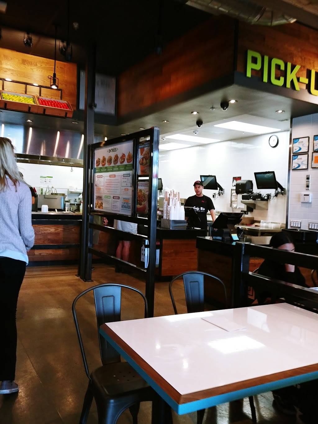 Cafe Rio Mexican Grill | restaurant | 7151 Warner Ave, Huntington Beach, CA 92647, USA | 7146563740 OR +1 714-656-3740