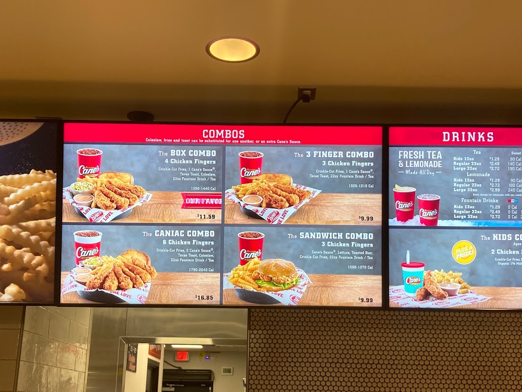 Raising Canes Chicken Fingers | restaurant | 23000 Hawthorne Blvd, Torrance, CA 90505, USA | 3103730022 OR +1 310-373-0022