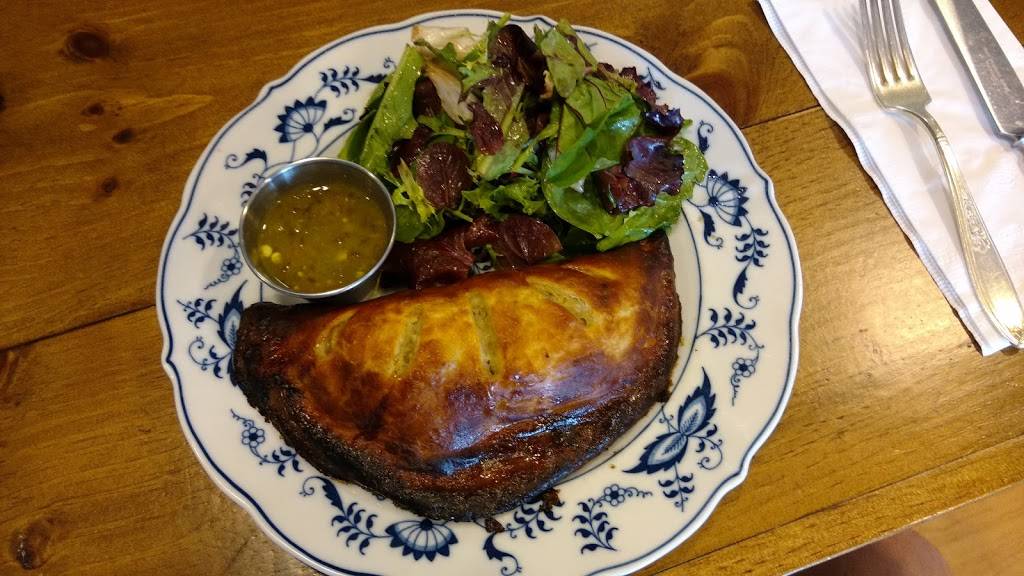 The Salty Owl | restaurant | 23 Terminal Ln, Owls Head, ME 04854, USA | 2075940018 OR +1 207-594-0018