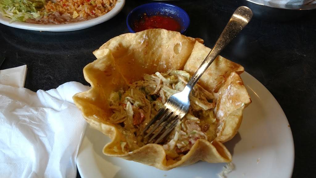 Guadalajara Bar & Grill | restaurant | 1136 Hungry Neck Blvd k, Mt Pleasant, SC 29464, USA | 8439366356 OR +1 843-936-6356