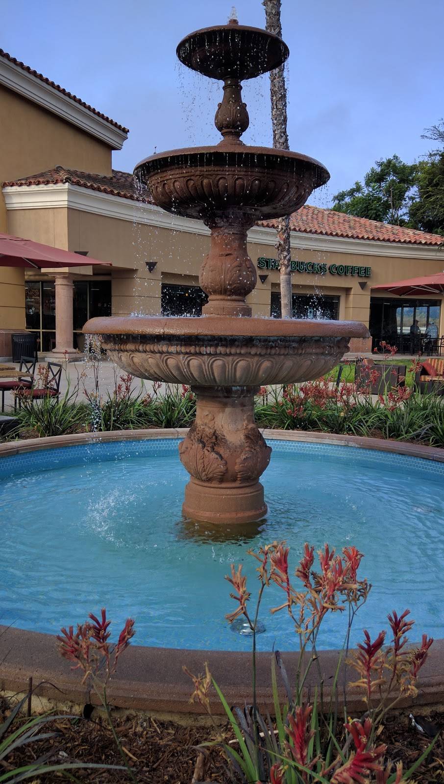 Starbucks | cafe | 27020 Alicia Pkwy #F, Laguna Niguel, CA 92677, USA | 9496432465 OR +1 949-643-2465