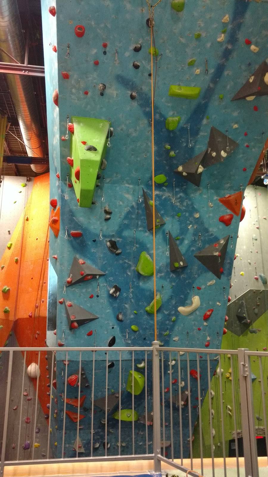 Subway | restaurant | Galeries de la Canardiere, 2485 Boulevard Sainte-Anne #56, Québec, QC G1J 1Y4, Canada | 4186669254 OR +1 418-666-9254