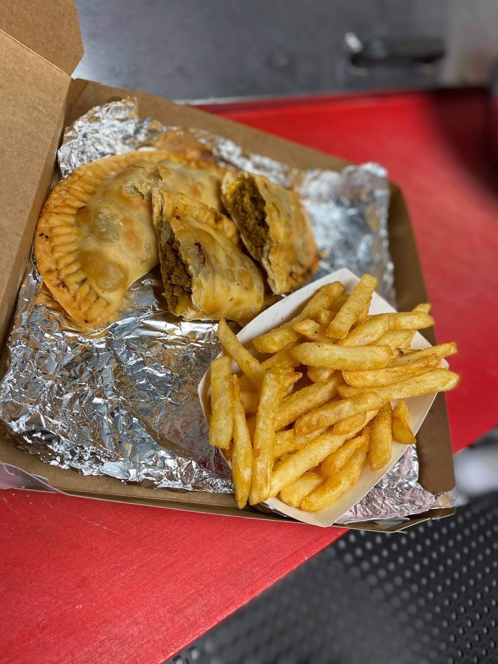 Maracles pizza | restaurant | 1161 Sheridan Dr, Tonawanda, NY 14150, USA | 7163504090 OR +1 716-350-4090