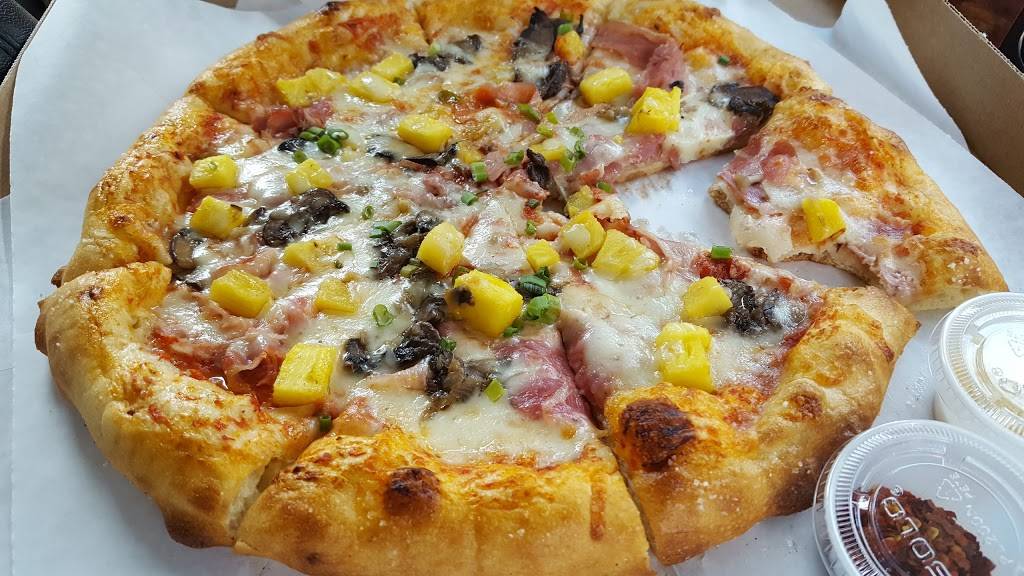 Uptown Pizza Kitchen | restaurant | 1431 Del Paso Blvd, Sacramento, CA 95815, USA | 9165140181 OR +1 916-514-0181