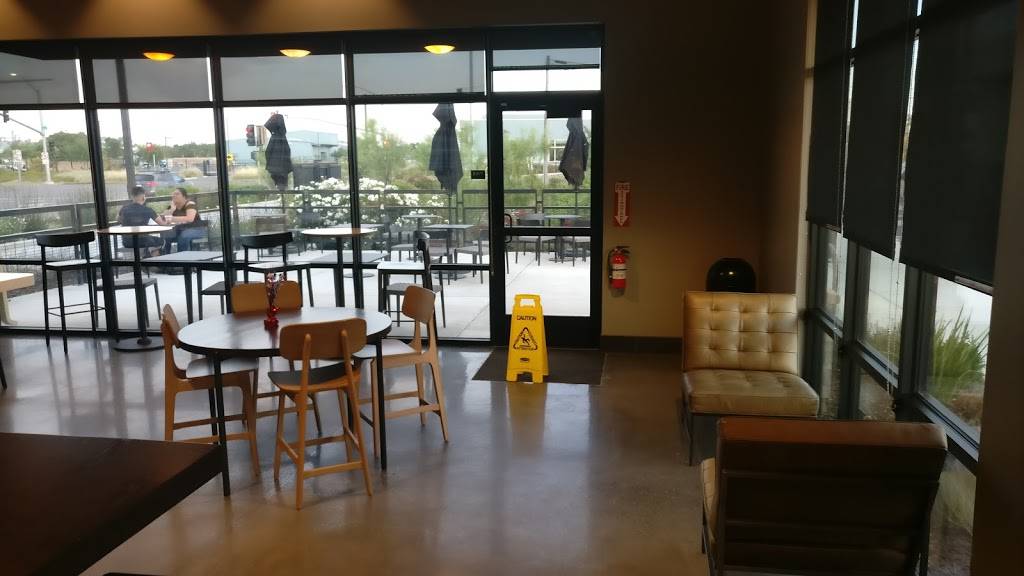 Starbucks | cafe | 700 Matsumoto Lane, Winters, CA 95694, USA | 5304199506 OR +1 530-419-9506