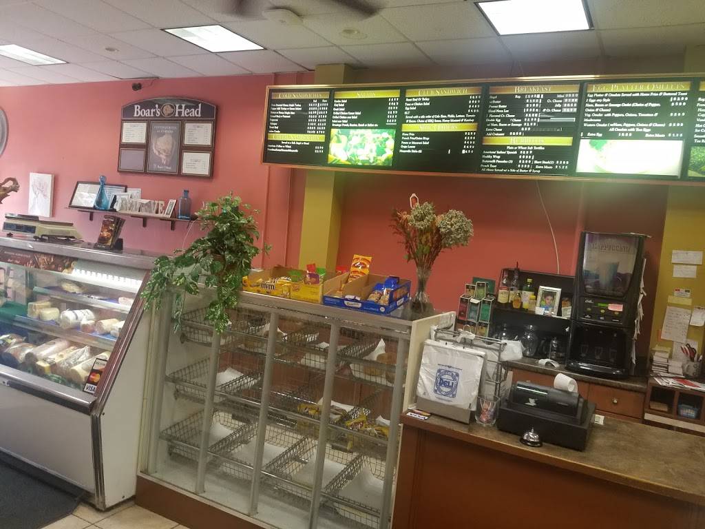 GTS WEST INDIAN/ CUISINE/DELI | restaurant | 239 S Washington Ave, Bergenfield, NJ 07621, USA | 2013840939 OR +1 201-384-0939