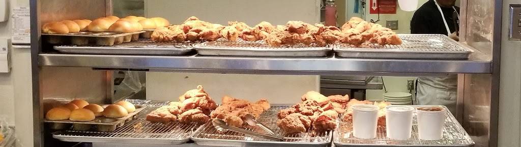 Ezells Famous Chicken | restaurant | 4575 NE 4th St, Renton, WA 98058, USA | 4252289008 OR +1 425-228-9008