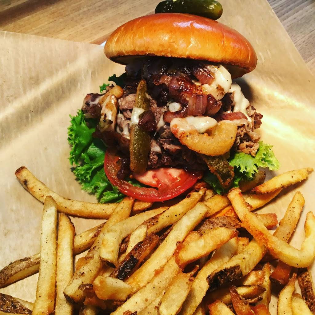 Chatters | restaurant | 2401 S Rouse St B, Pittsburg, KS 66762, USA | 6202327277 OR +1 620-232-7277