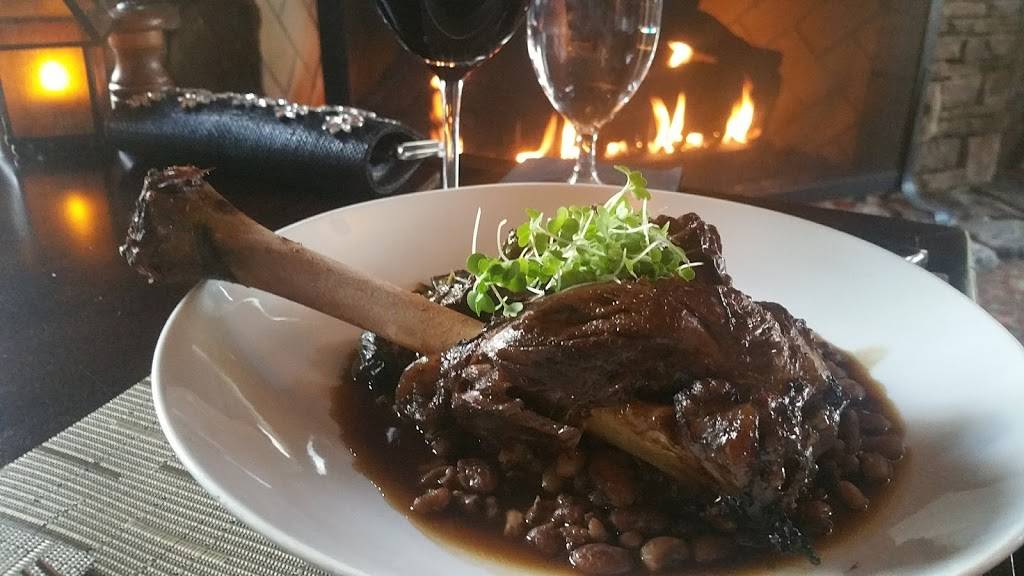 Vintage Tavern | restaurant | 1900 Governors Pointe Dr, Suffolk, VA 23436, USA | 7572388808 OR +1 757-238-8808