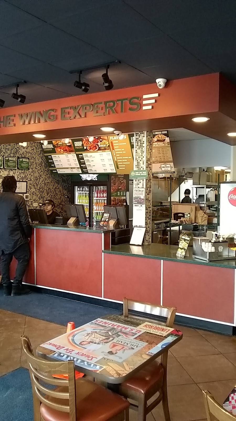 Wingstop | restaurant | 4430 W North Ave, Chicago, IL 60639, USA | 7736973633 OR +1 773-697-3633