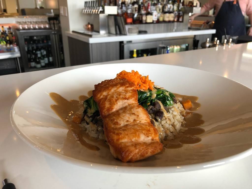 Old Gilman Grill | restaurant | 216 W 8th St, Chattanooga, TN 37402, USA | 4232697449 OR +1 423-269-7449