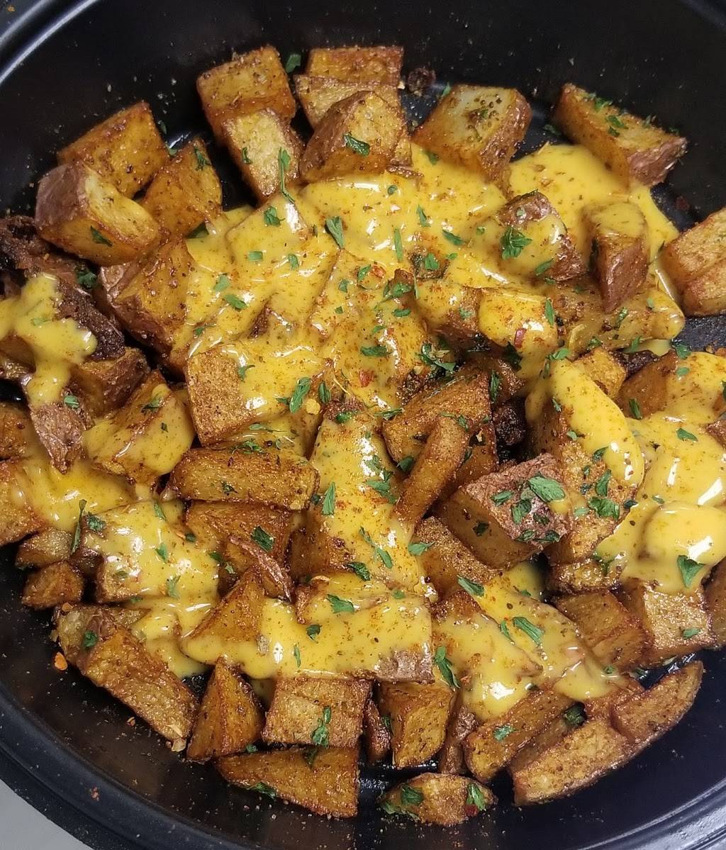 Cajun Life | restaurant | 1193 Payne Ave, St Paul, MN 55130, USA | 6517720101 OR +1 651-772-0101