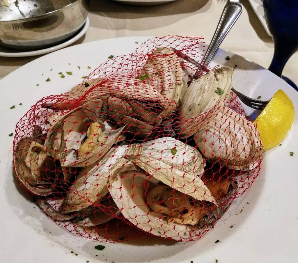 Coachmens Lodge | restaurant | 273 Wrentham Rd, Bellingham, MA 02019, USA | 5088839888 OR +1 508-883-9888