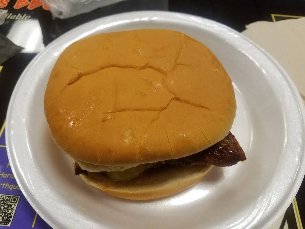 4 Corners BBQ | restaurant | 7735 Decker Dr, Baytown, TX 77520, USA | 2814247217 OR +1 281-424-7217