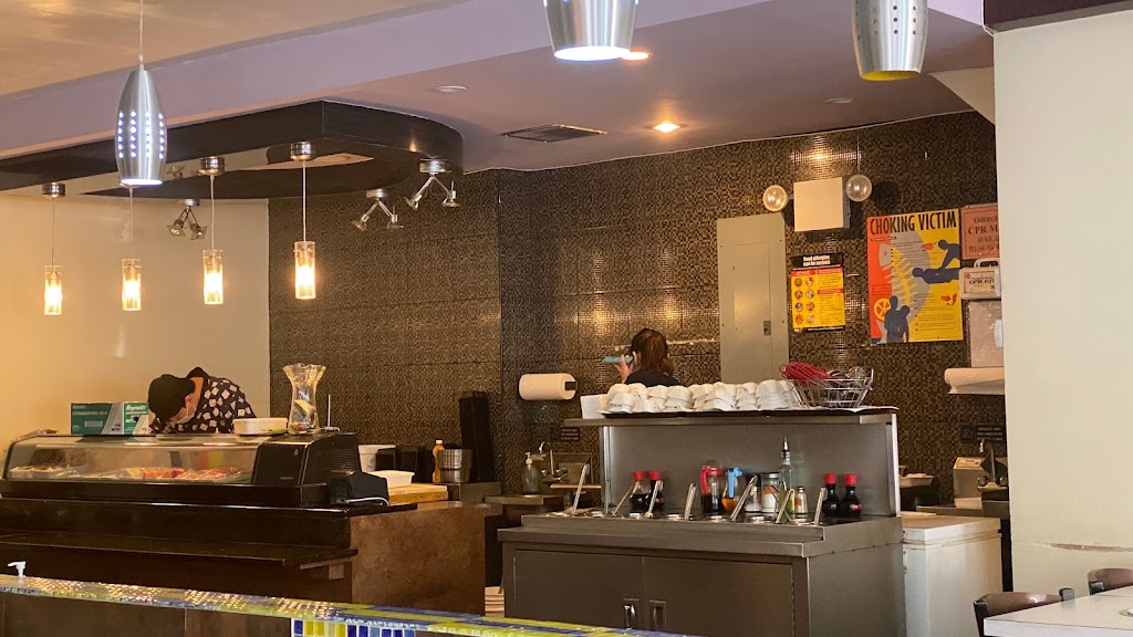 65 Kuho Sushi Hot Pot | restaurant | 1701 65th St, Brooklyn, NY 11204, USA | 7182325688 OR +1 718-232-5688