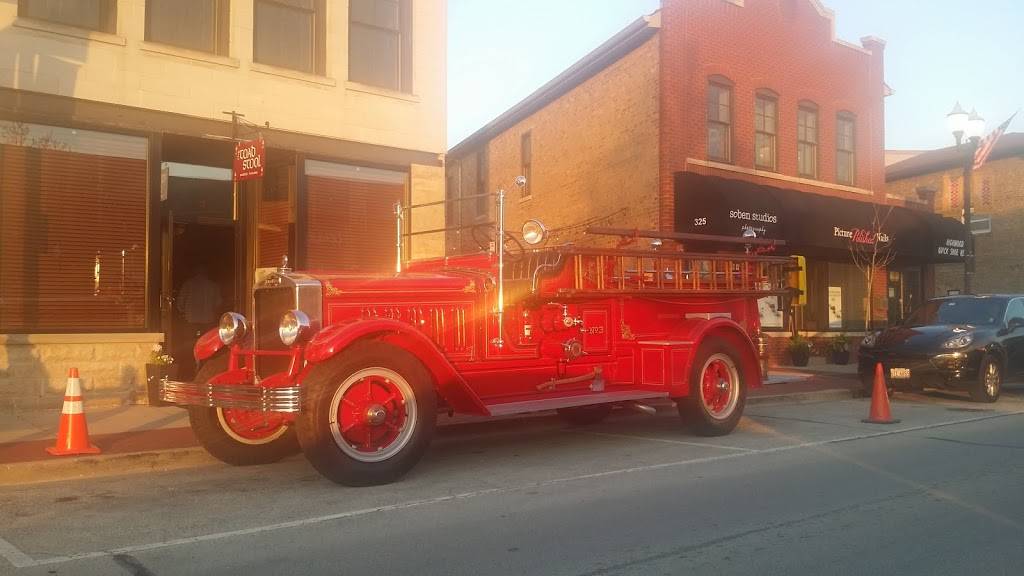 Longitud315 | restaurant | 315 Waukegan Ave, Highwood, IL 60040, USA | 8479267495 OR +1 847-926-7495