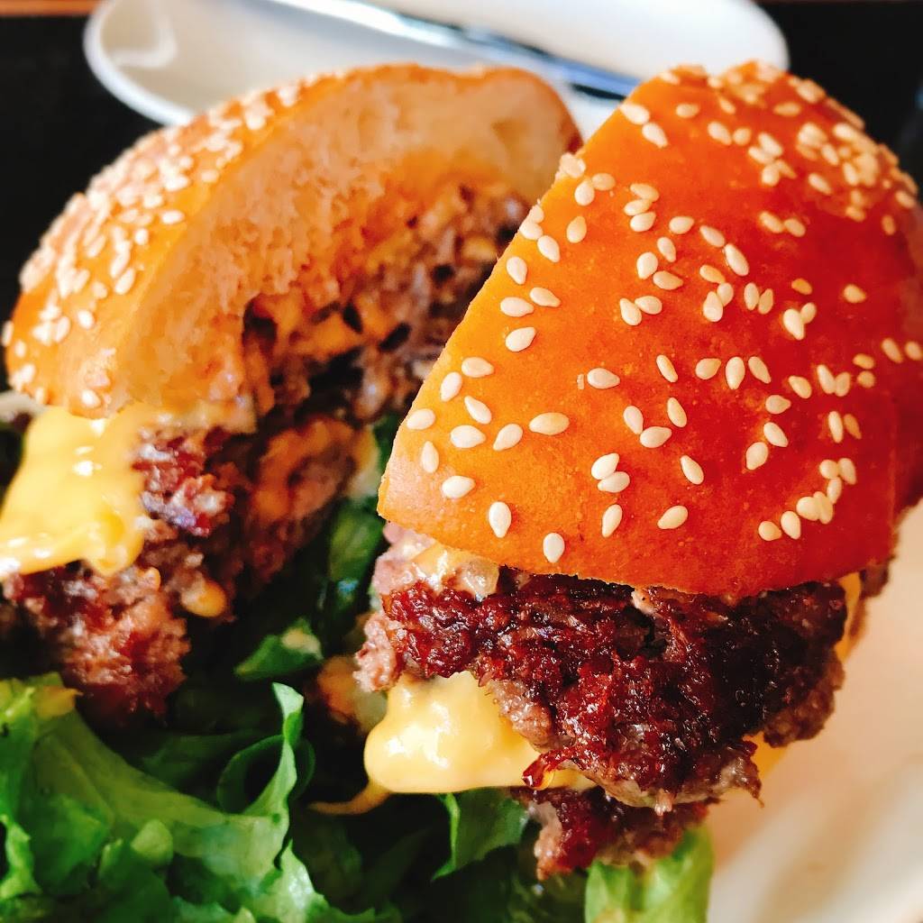 Causwells | restaurant | 2346 Chestnut St, San Francisco, CA 94123, USA | 4154476081 OR +1 415-447-6081