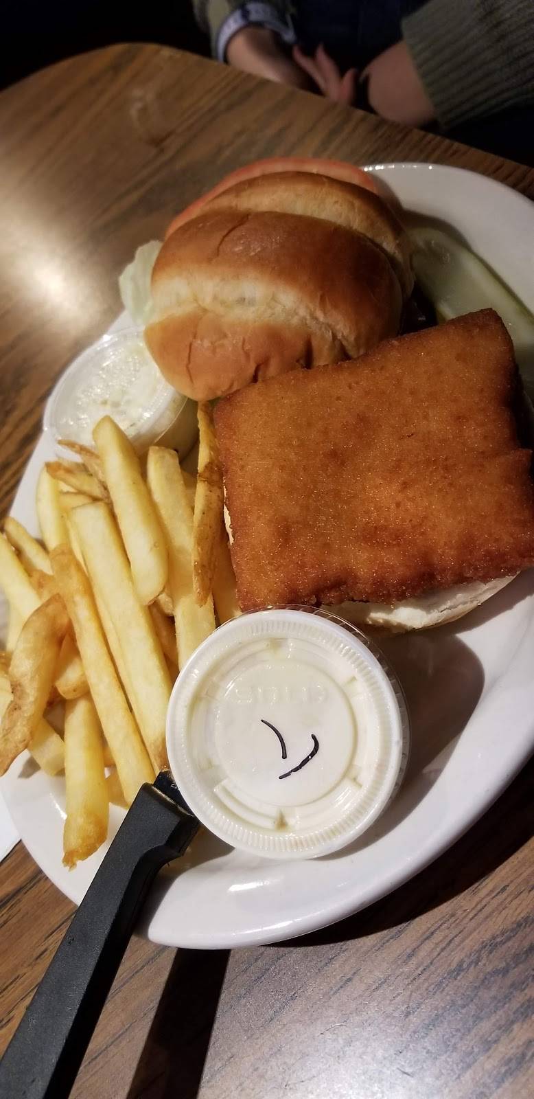 Bocces Bar and Grill | restaurant | 3909 Lincoln Hwy, Matteson, IL 60443, USA | 7087488080 OR +1 708-748-8080