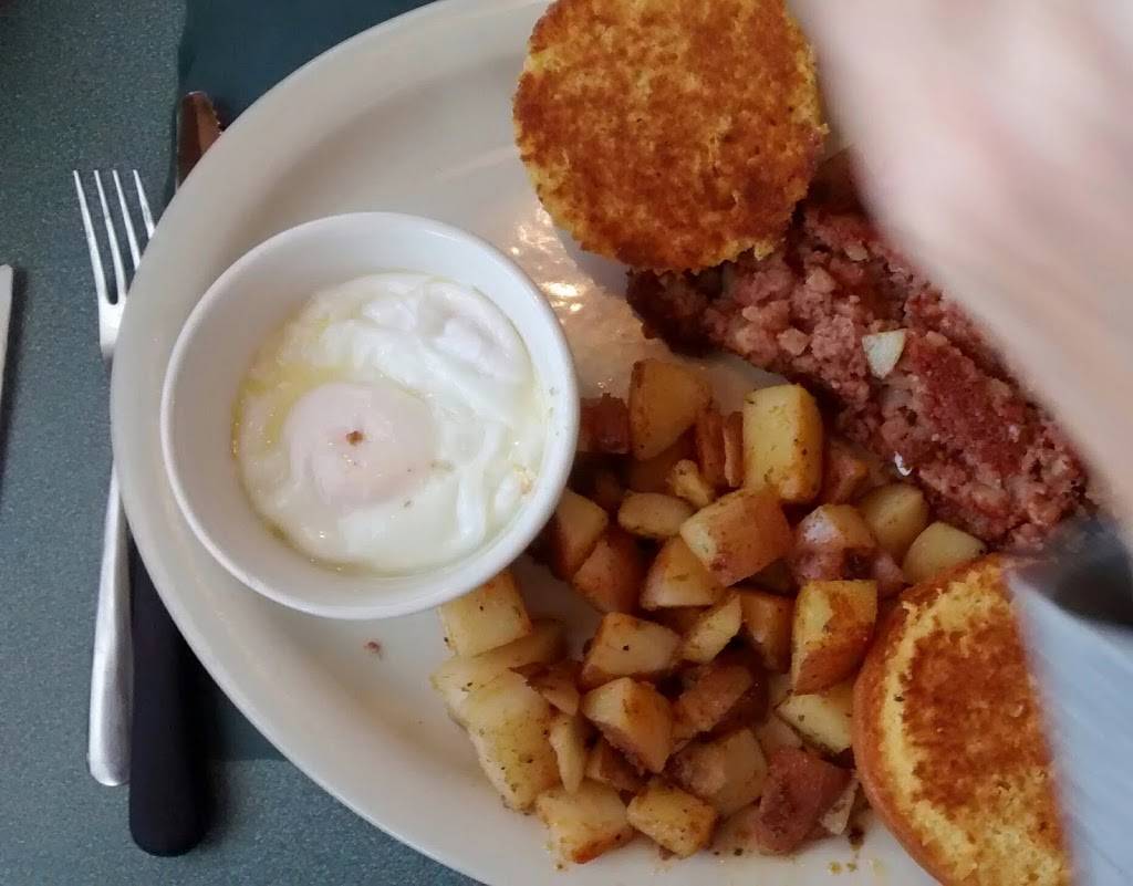 Annies Country Kitchen | restaurant | 140 Main St, Sturbridge, MA 01566, USA | 5083472320 OR +1 508-347-2320