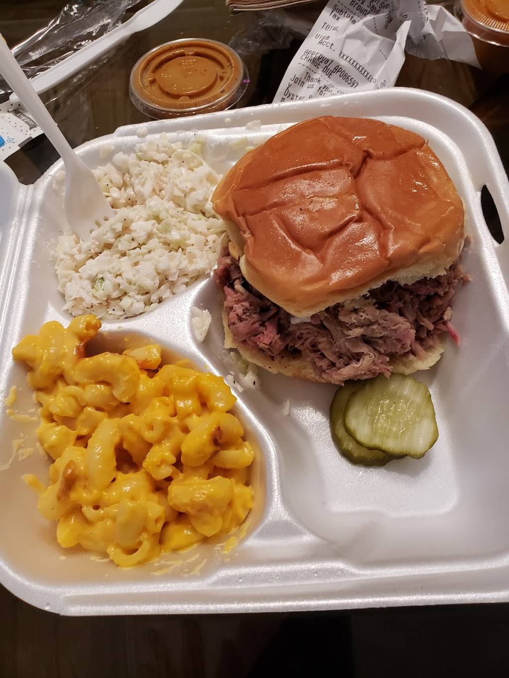 Henrys Smokehouse | restaurant | 240 Wade Hampton Blvd, Greenville, SC 29609, USA | 8642327774 OR +1 864-232-7774