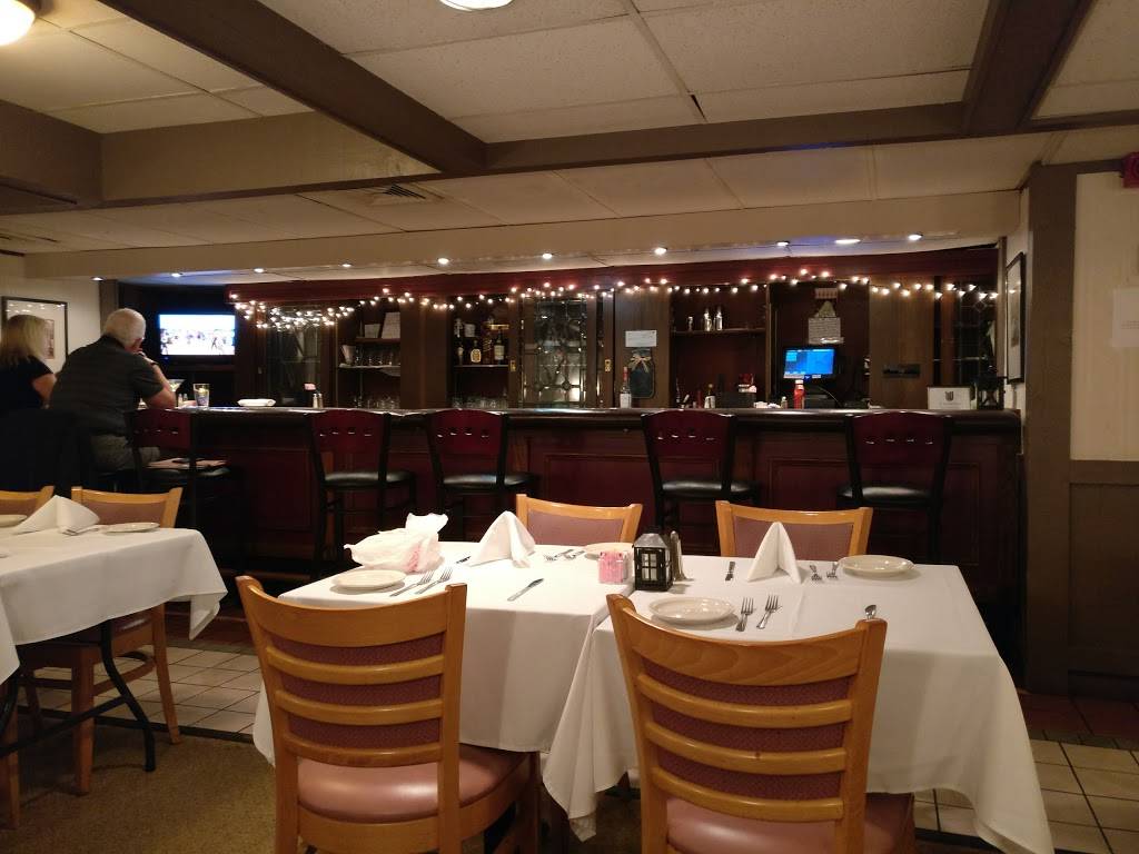 Storms Restaurant & Lounge | restaurant | 5001 Curry Rd, Pittsburgh, PA 15236, USA | 4127144014 OR +1 412-714-4014