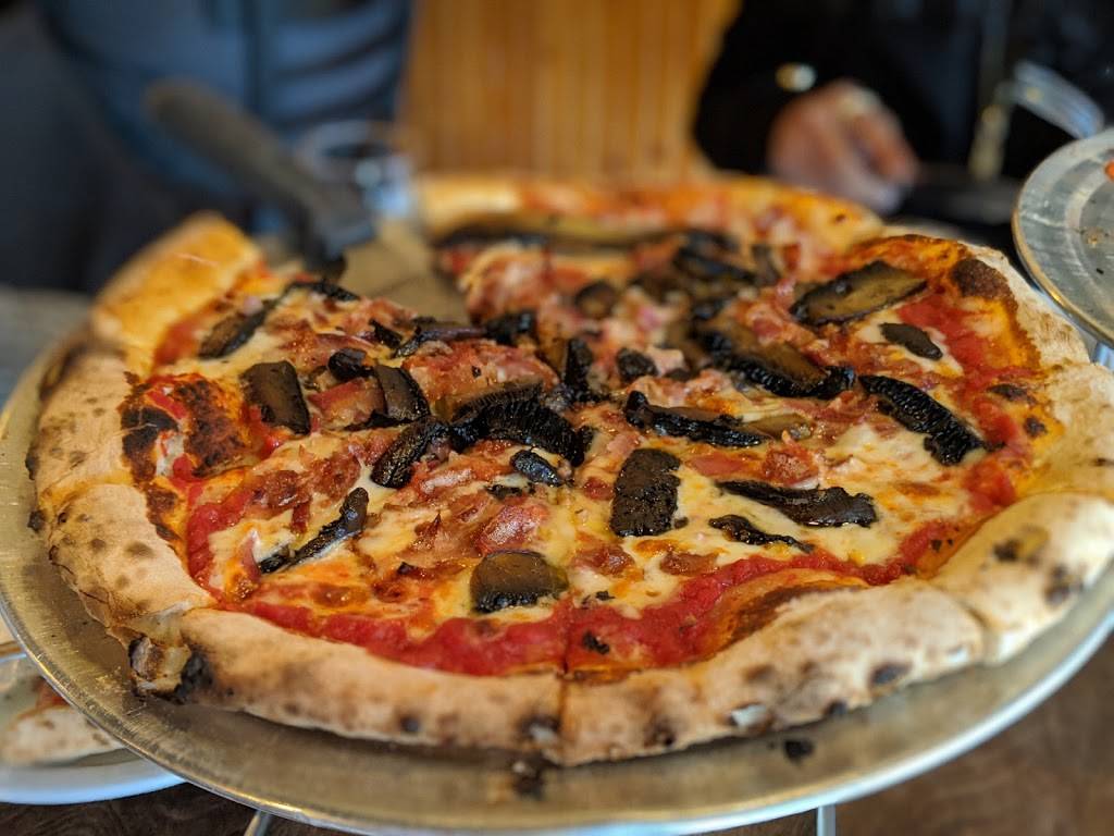 Bene Ristorante Italiano | restaurant | 423 Main St, Placerville, CA 95667, USA | 5303033415 OR +1 530-303-3415